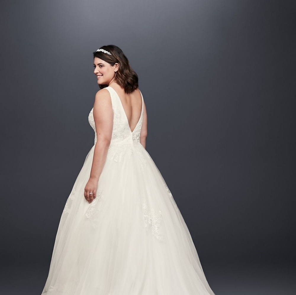 Tulle and Mikado Wedding Dress DAVID'S BRIDAL Ivory size 26